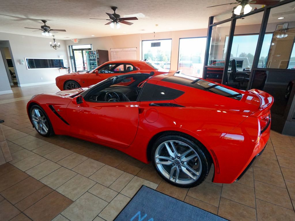 Used 2017 Chevrolet Corvette Stingray Coupe w/ Battery Protection Package image 8