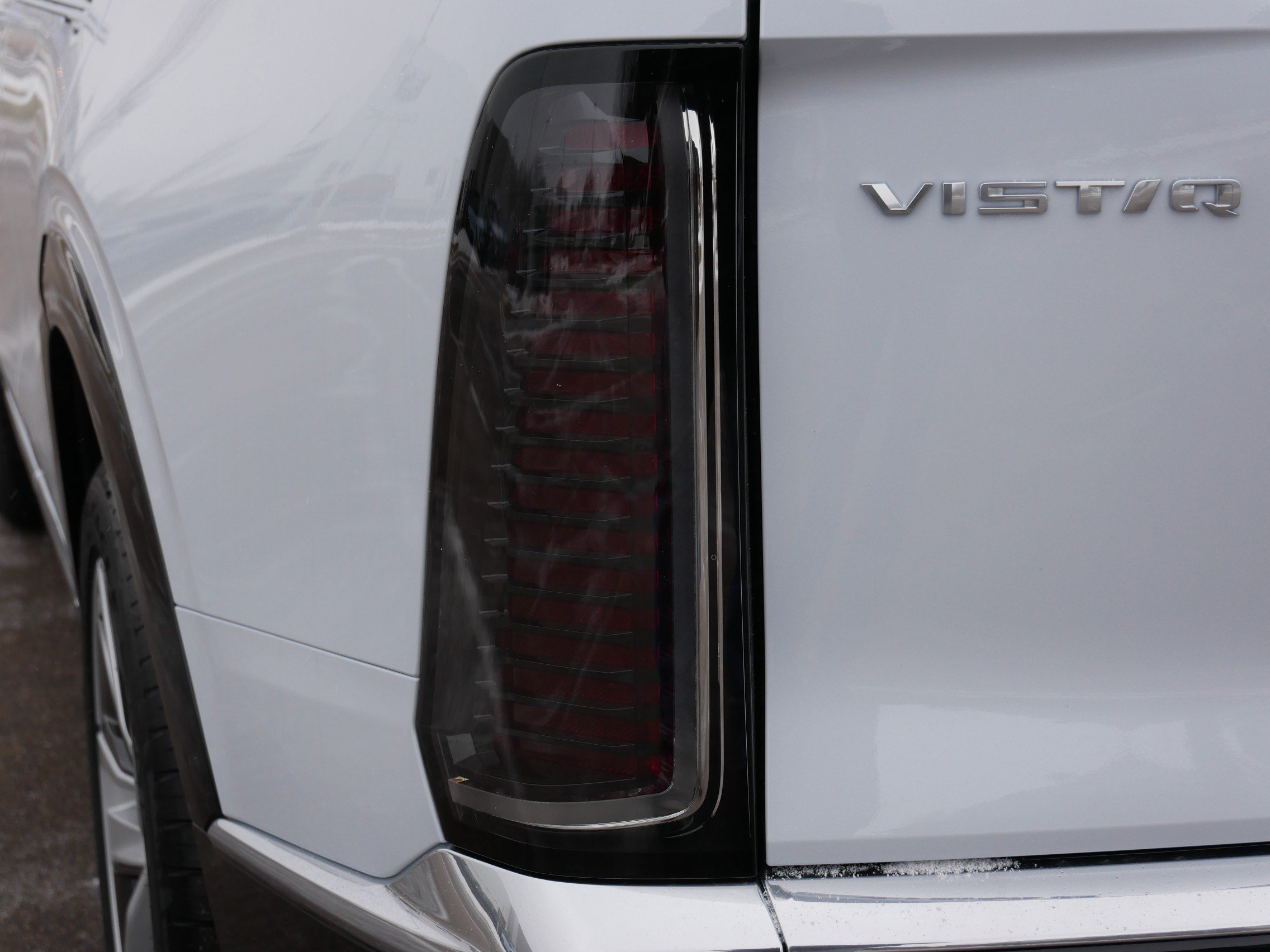 Used 2026 Cadillac Vistiq Luxury w/ LPO, Floor Liner Package AWD/4WD image 15