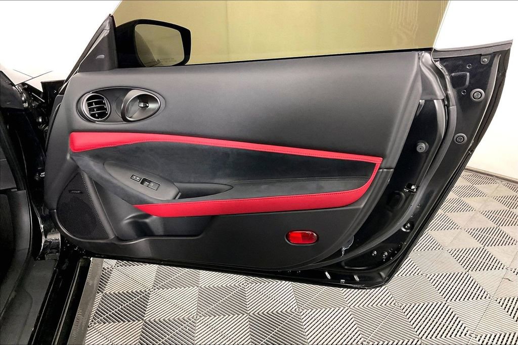 New 2026 Nissan Z Performance w/ Floor Mat Package RWD image 22