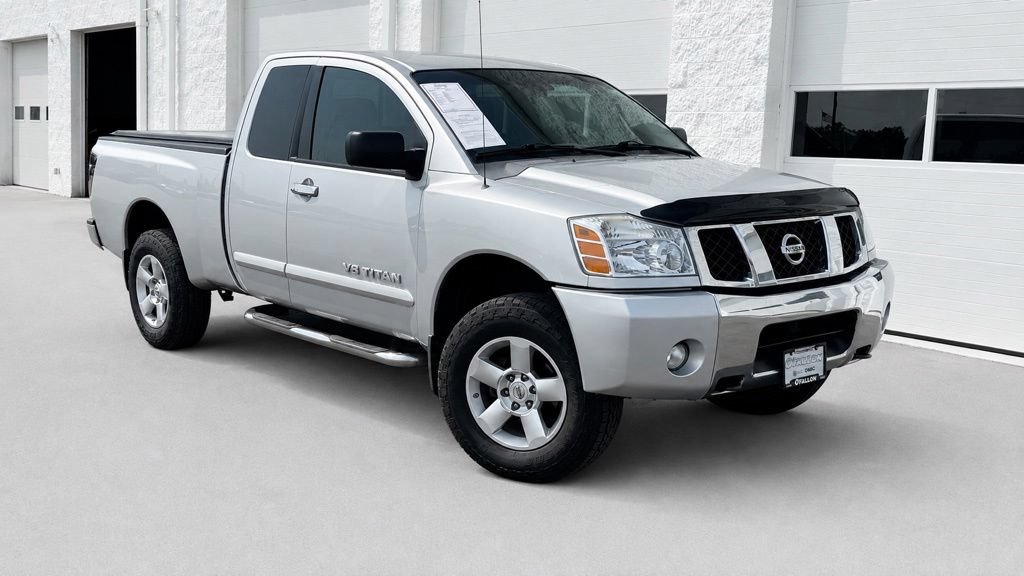 Used 2006 Nissan Titan SE AWD/4WD image 1