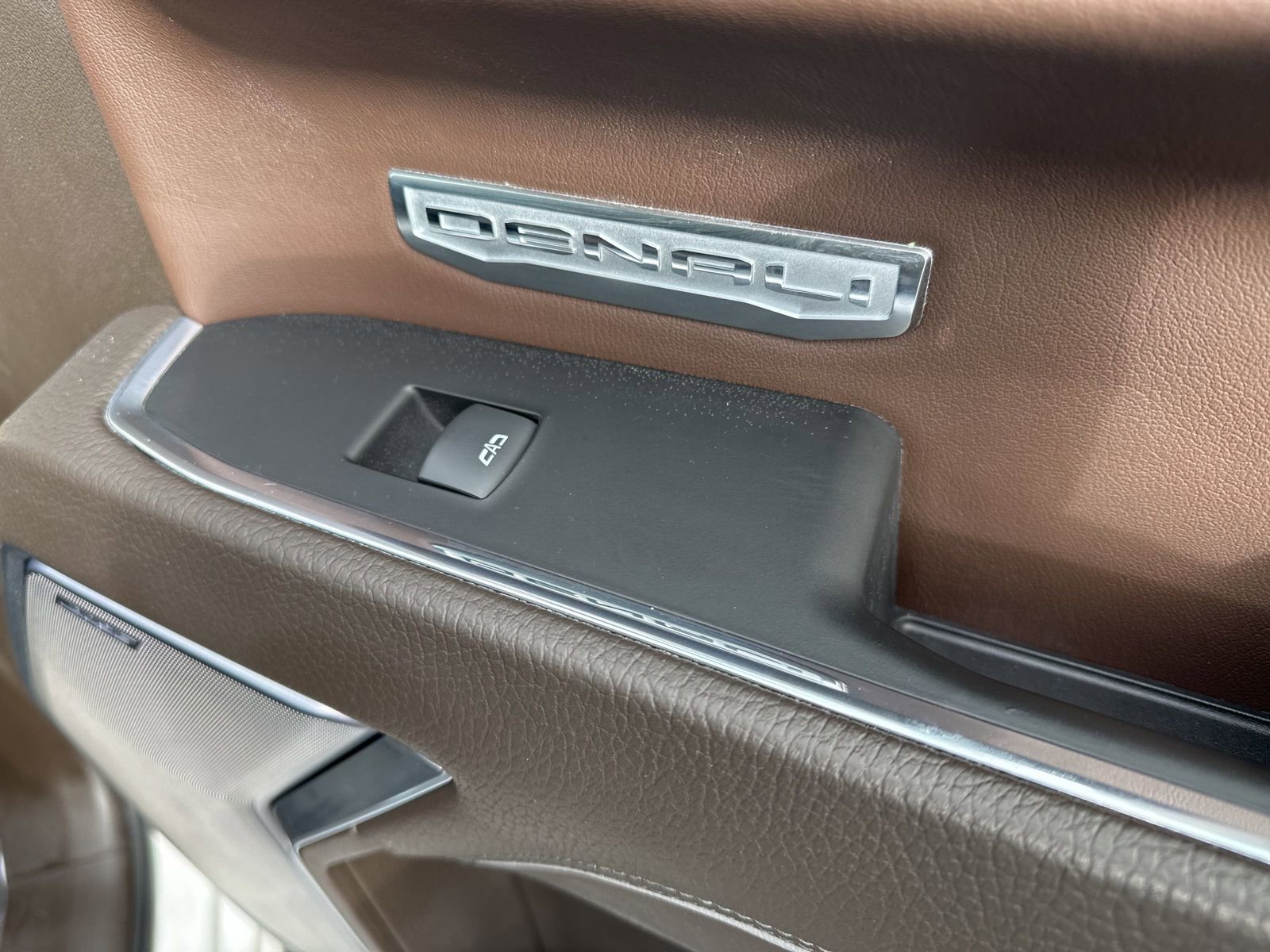 Used 2024 GMC Sierra 1500 Denali w/ Denali Reserve Package image 41