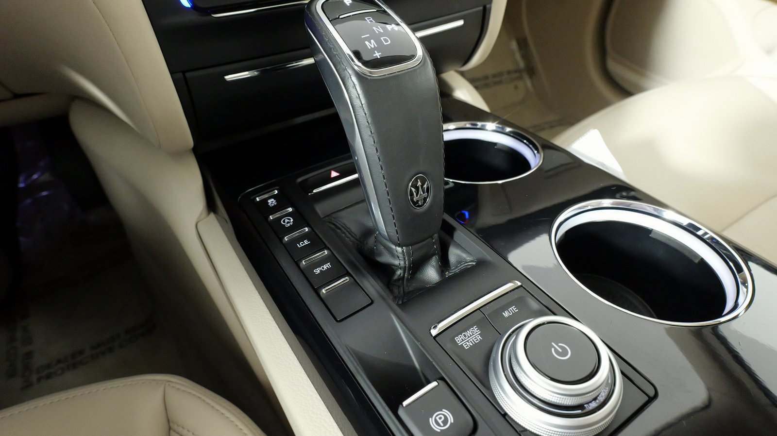 Used 2022 Maserati Ghibli Modena image 62