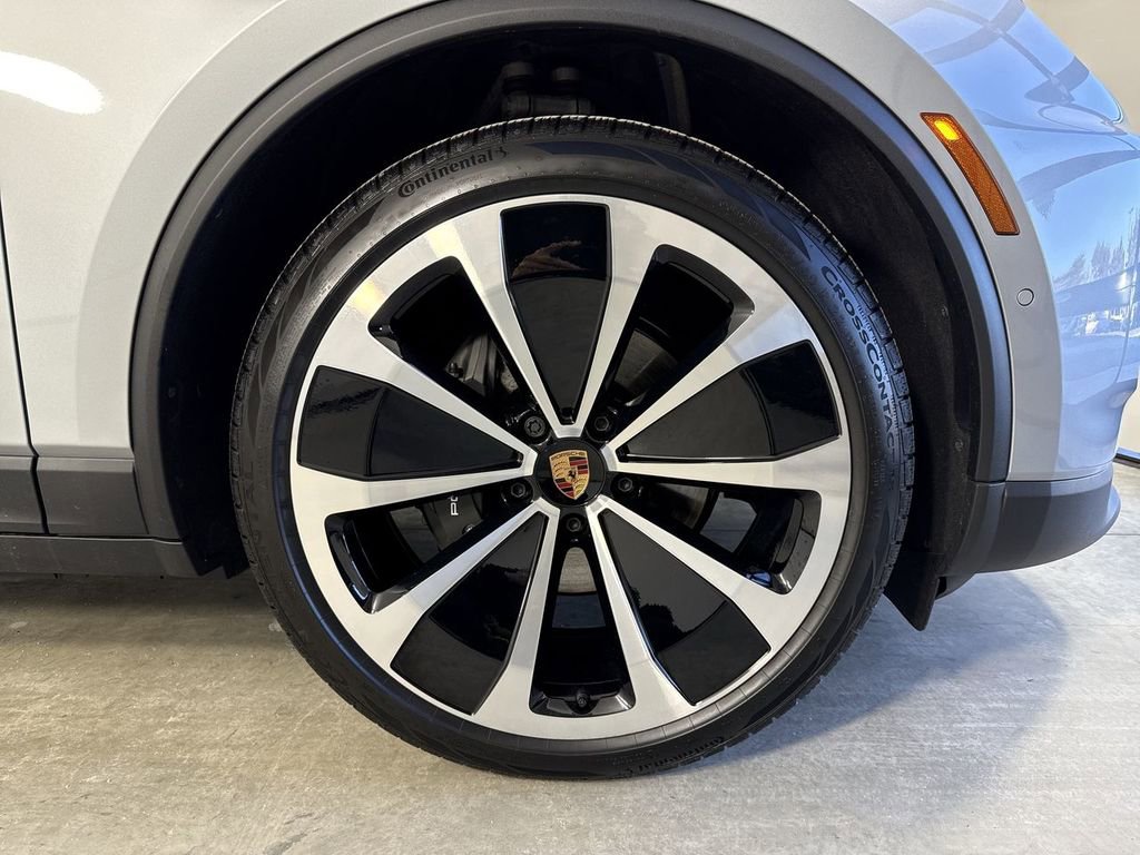 New 2026 Porsche Macan 4 Electric AWD/4WD image 15