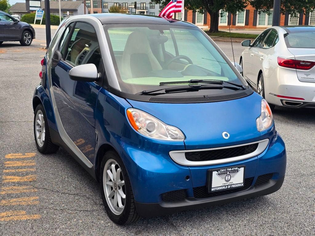 Used 2008 smart fortwo pure RWD image 3