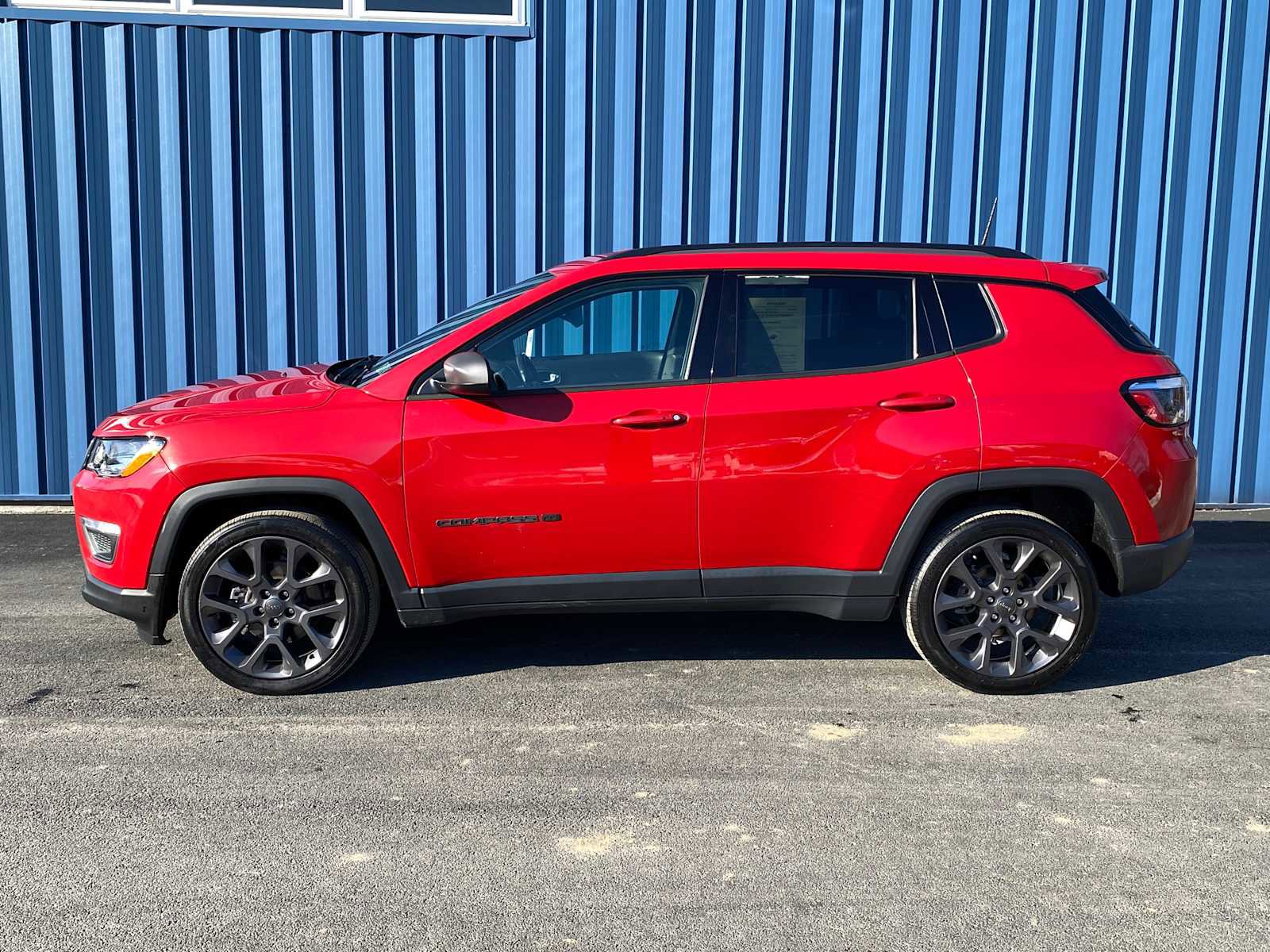 Used 2021 Jeep Compass Latitude AWD/4WD image 14