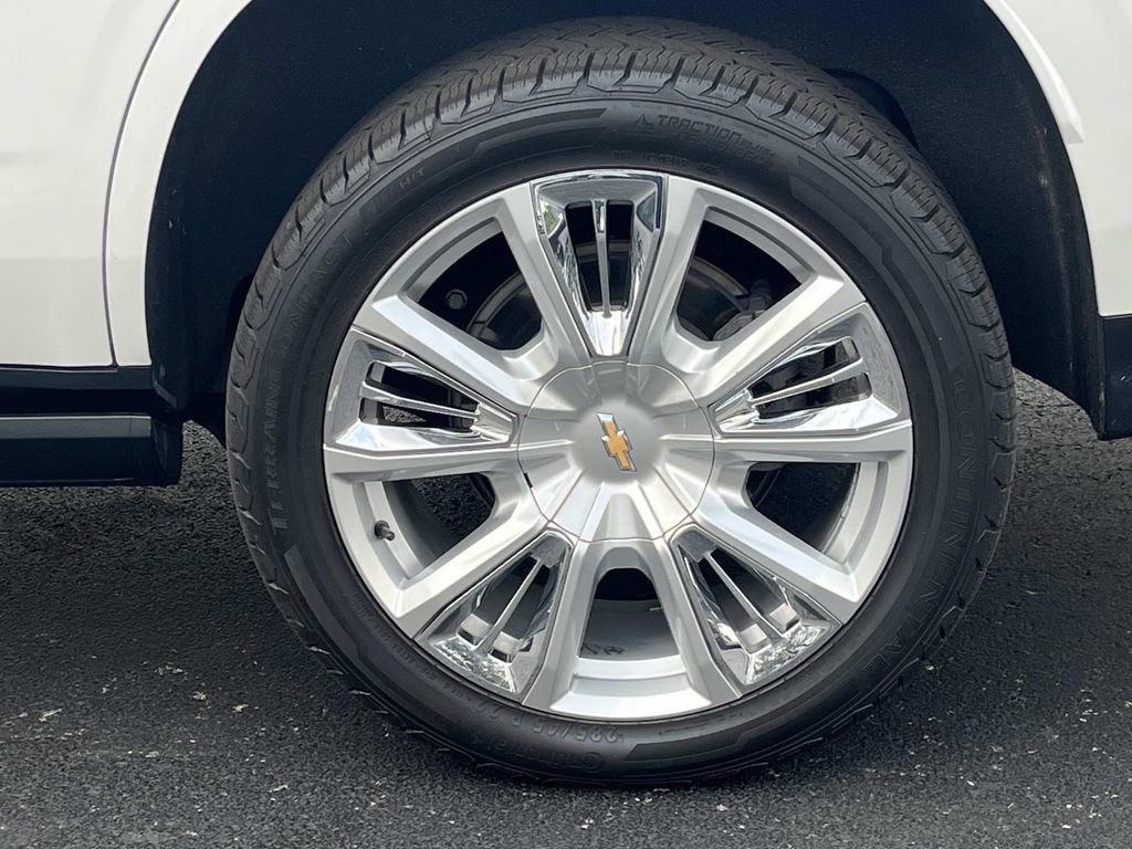 Used 2021 Chevrolet Tahoe High Country w/ Premium Package RWD image 11