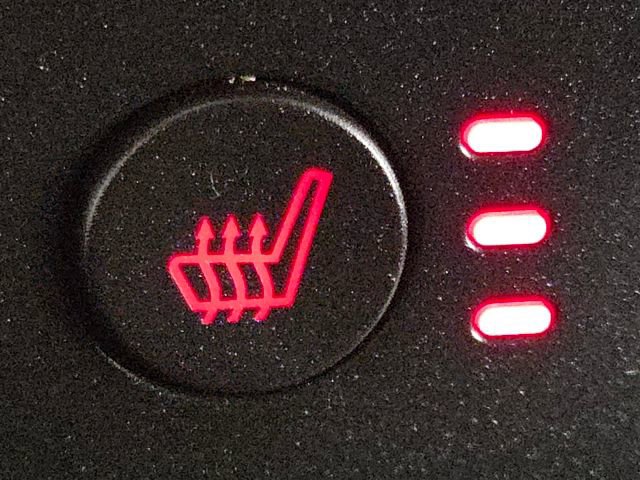 Used 2019 Ford Edge Titanium w/ Cold Weather Package image 36