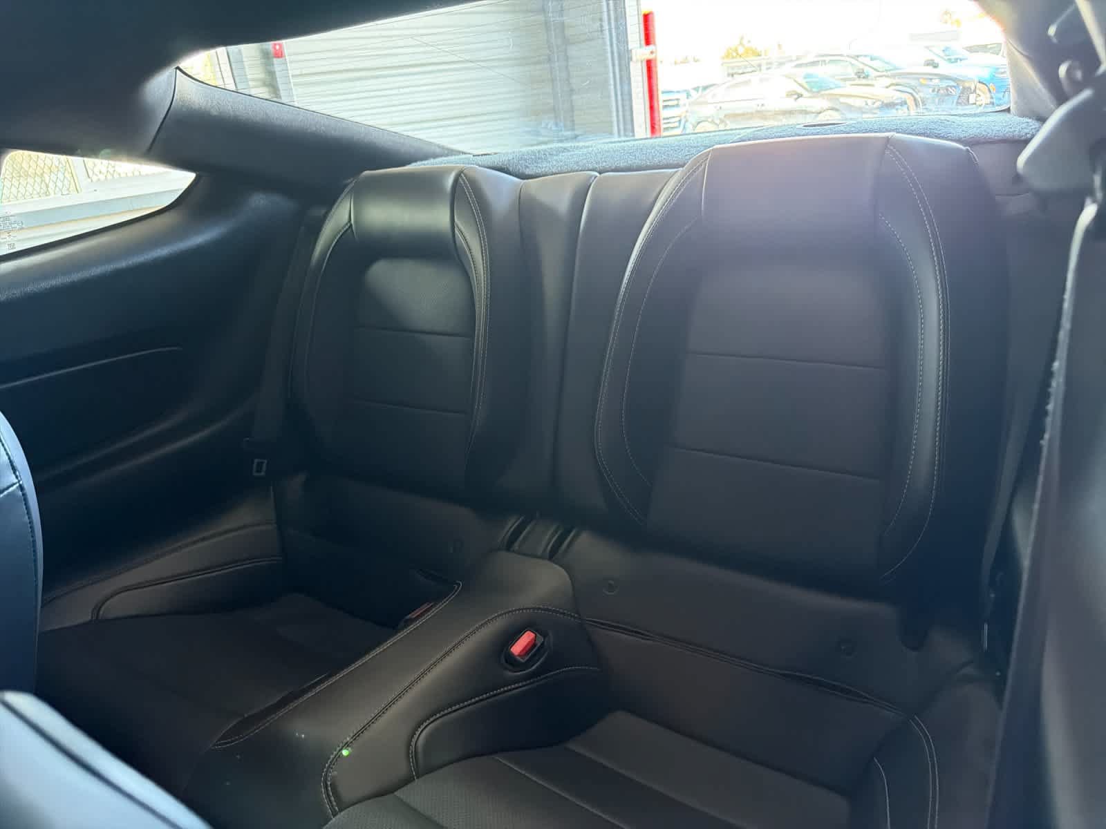 Used 2021 Ford Mustang GT Premium w/ Equipment Group 401A RWD image 4