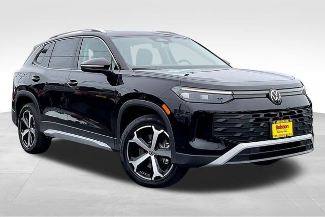 New 2025 Volkswagen Tiguan SE