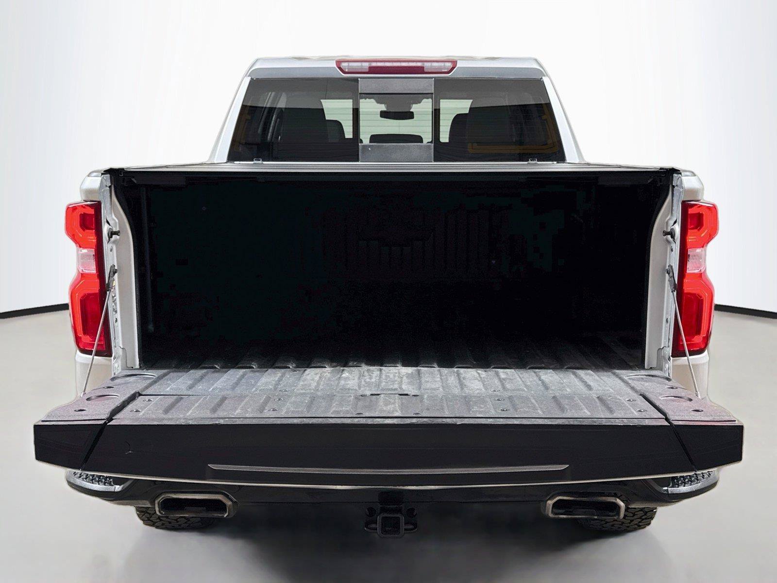 Used 2022 Chevrolet Silverado 1500 LT Trail Boss w/ LT Trail Boss Premium Package AWD/4WD image 25