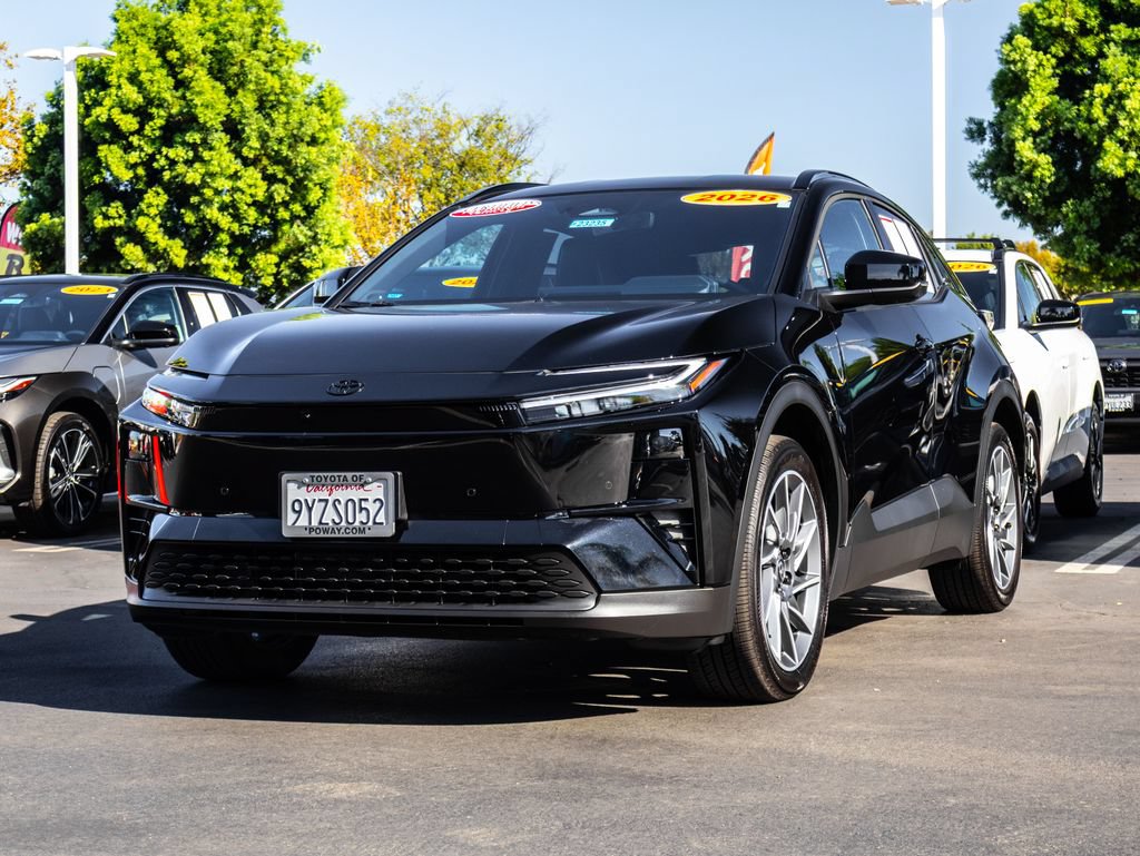 Used 2026 Toyota C-HR AWD/4WD image 3