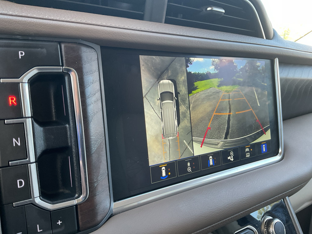 Used 2024 GMC Yukon Denali AWD/4WD image 28