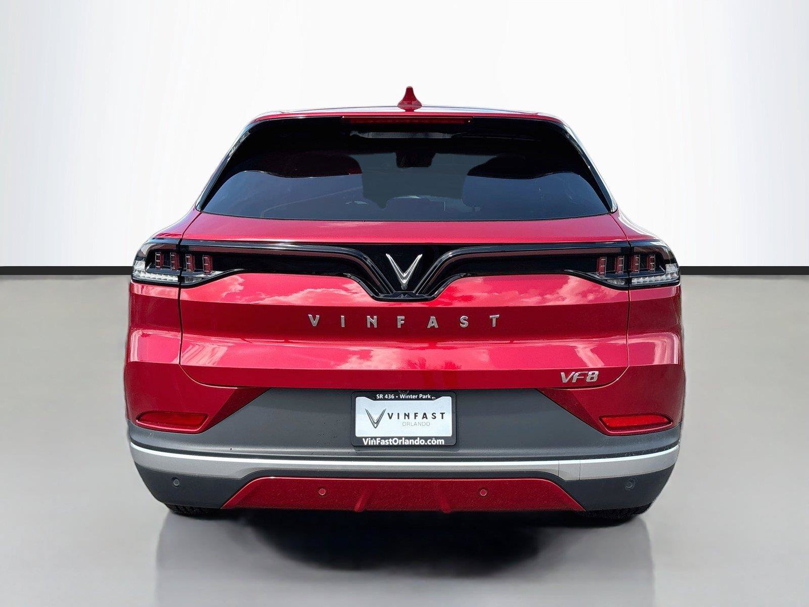 New 2027 VinFast VF 8 Eco AWD/4WD image 6