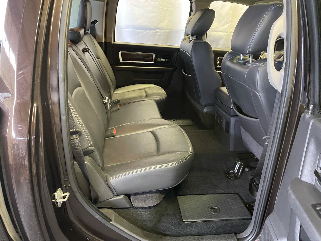 Used 2011 RAM 1500 Laramie AWD/4WD image 13