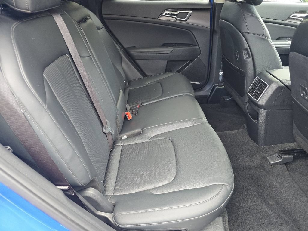 Used 2026 Kia Sportage EX w/ EX Panorama Roof Package FWD image 19