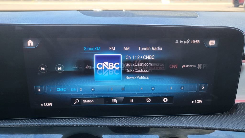 Used 2023 Mercedes-Benz CLA 35 AMG 4MATIC image 32