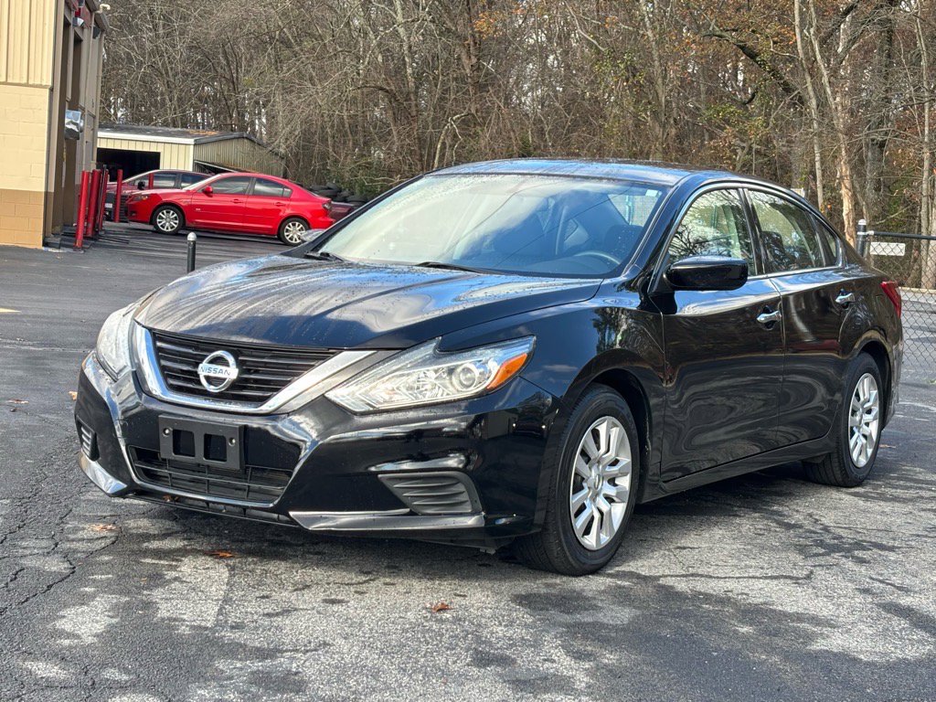 Used 2017 Nissan Altima 2.5 S w/ Power Driver Seat Package image 2