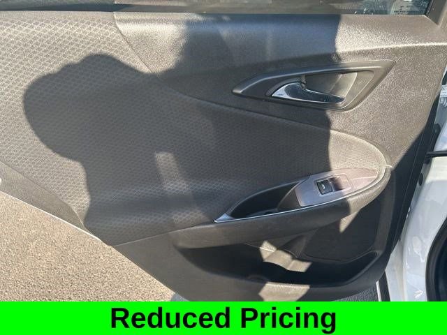 Used 2018 Chevrolet Malibu LT image 33