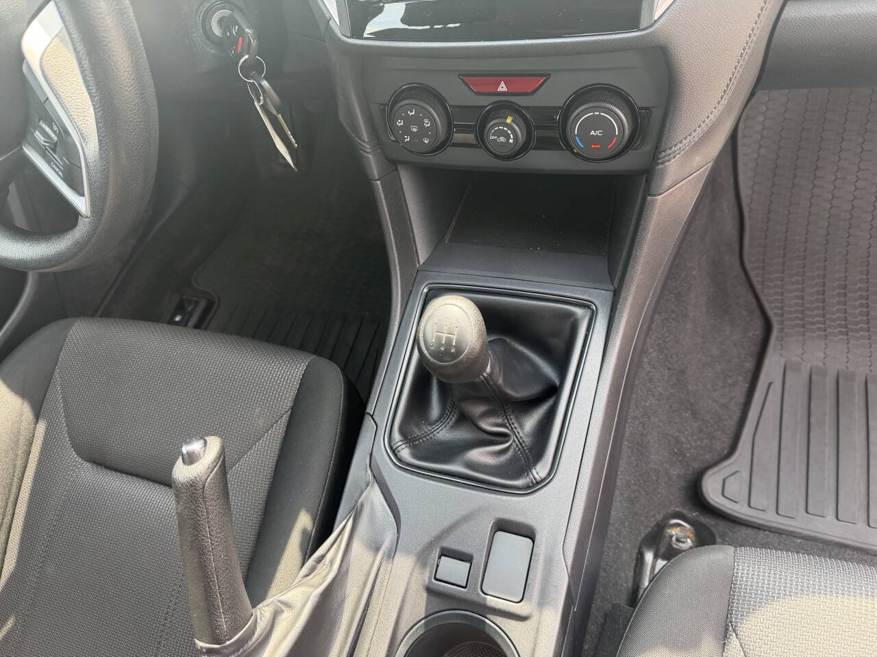 Used 2017 Subaru Impreza 2.0i AWD/4WD image 31