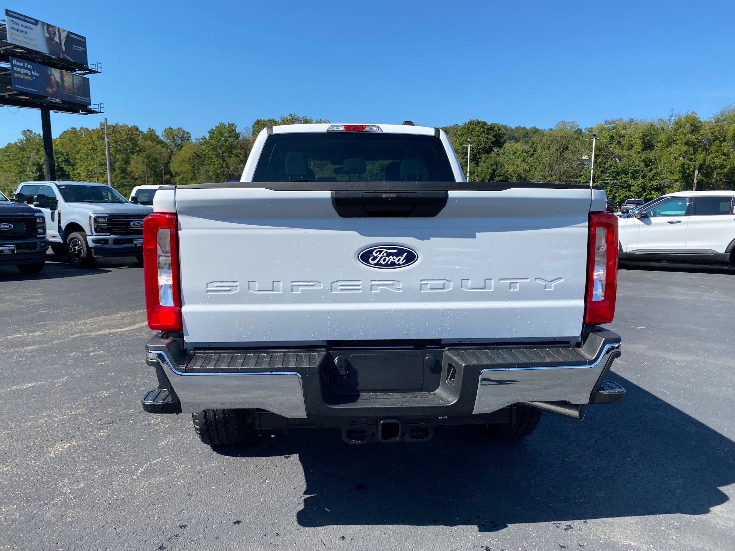 New 2027 Ford F350 XLT w/ FX4 Off-Road Package AWD/4WD image 10
