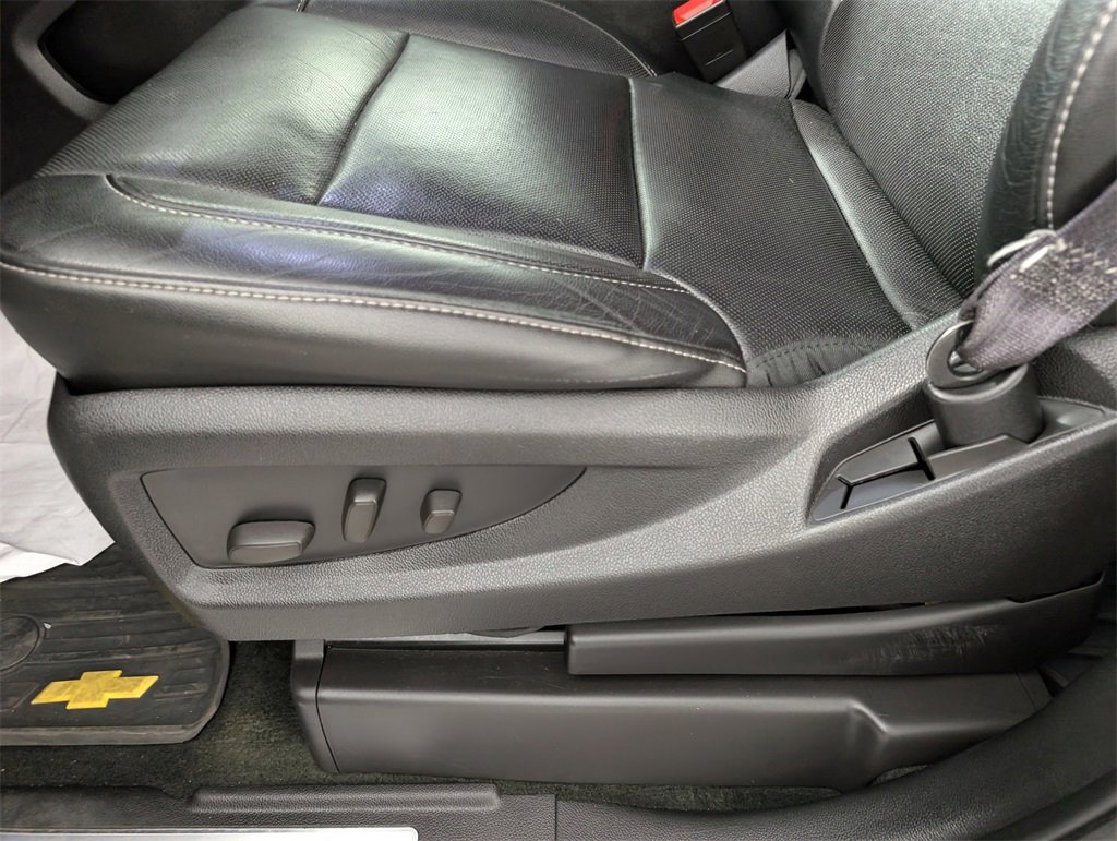 Used 2015 Chevrolet Tahoe LTZ image 48