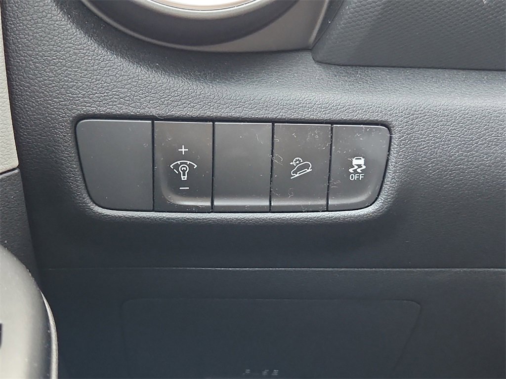 Certified 2023 Hyundai Kona SEL image 15