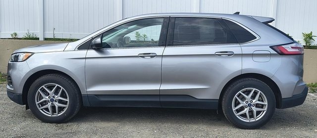 Used 2022 Ford Edge SEL image 12