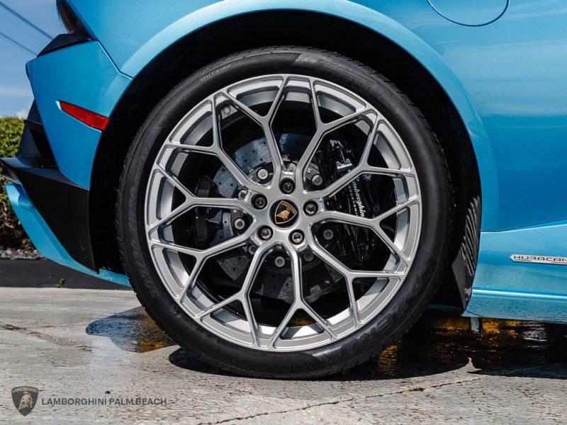 Used 2023 Lamborghini Huracan EVO RWD image 29