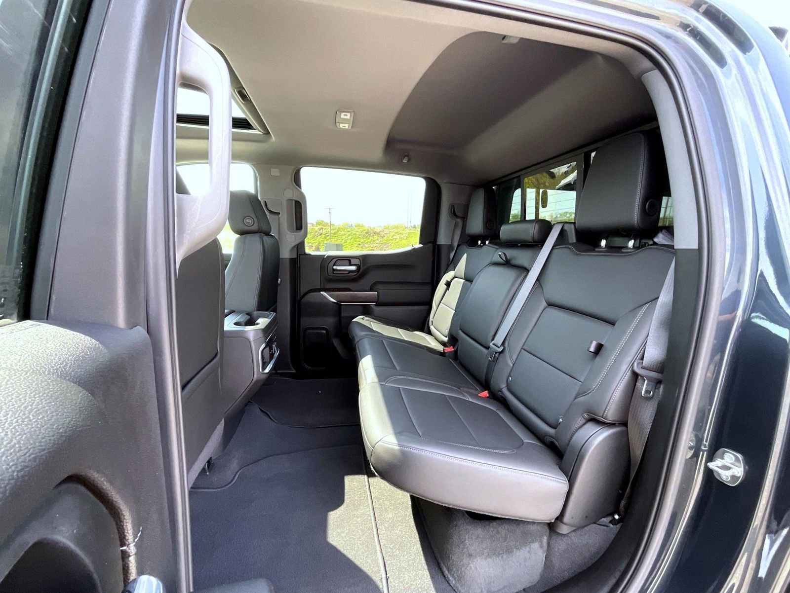 Used 2020 GMC Sierra 1500 SLT w/ SLT Premium Plus Package image 19