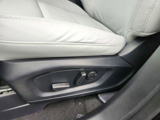 New 2026 Ford Explorer Platinum image 20