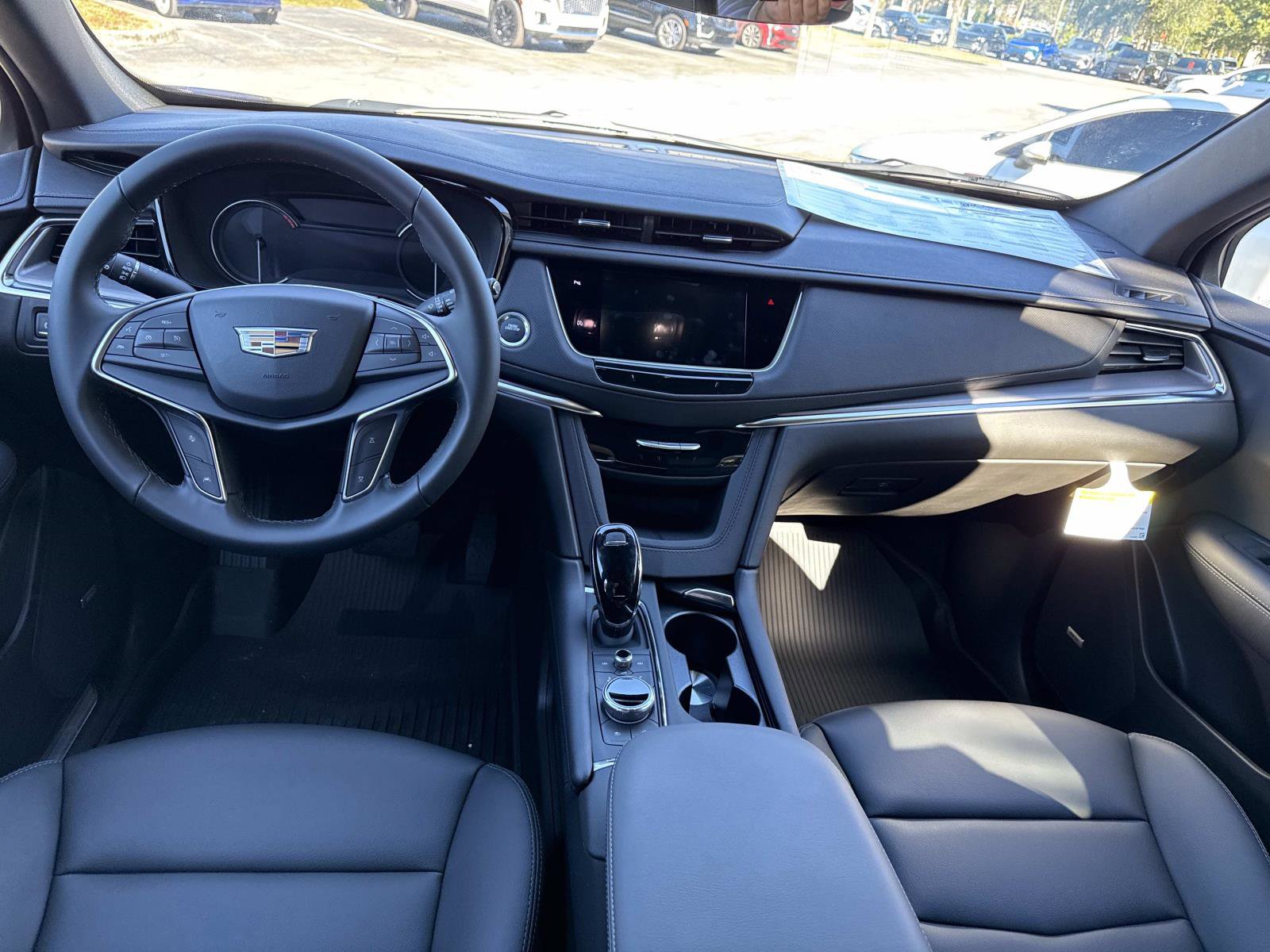 New 2026 Cadillac XT5 Luxury w/ LPO, Floor Liner Package image 18