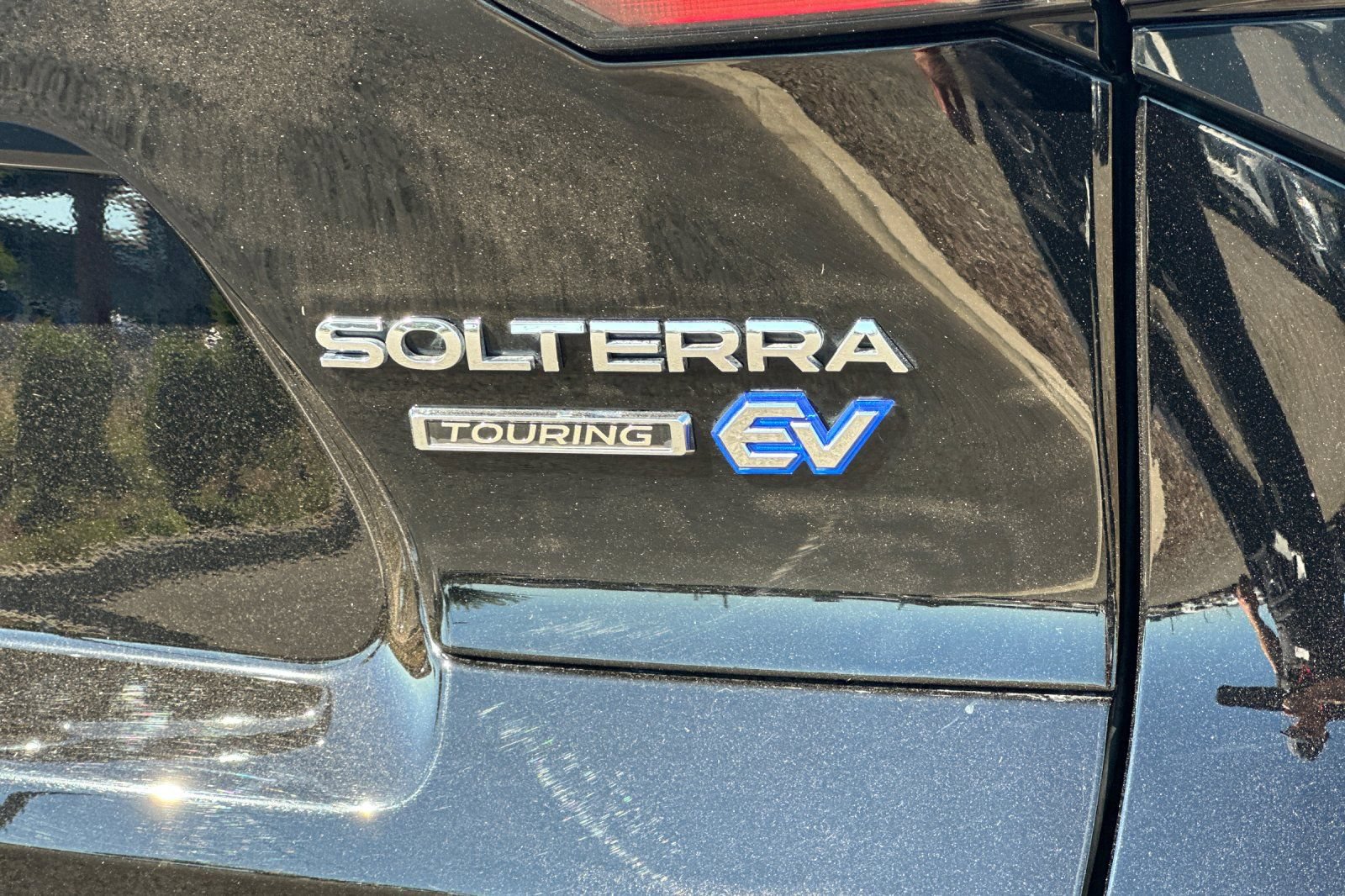 Used 2023 Subaru Solterra AWD image 32