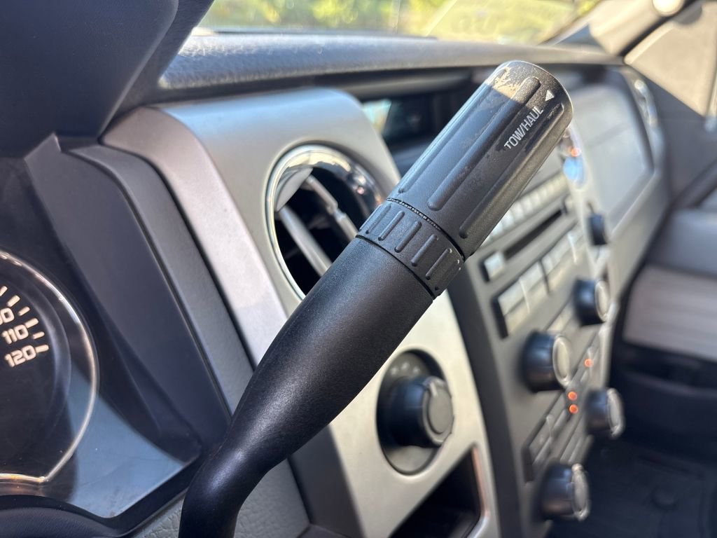 Used 2014 Ford F150 XLT image 25