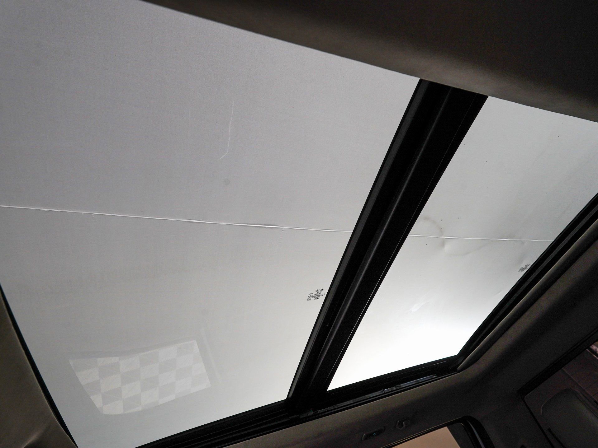 Used 2025 Ford F450 Platinum w/ Platinum Plus Package image 27