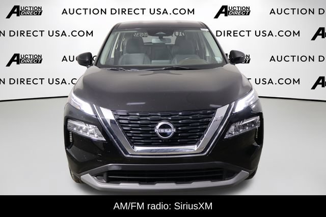Used 2023 Nissan Rogue SV FWD image 2