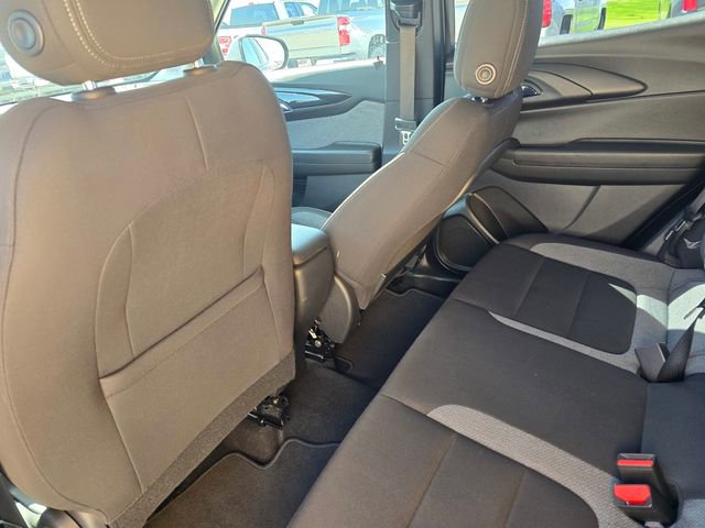 Used 2025 Chevrolet TrailBlazer LT AWD/4WD image 25