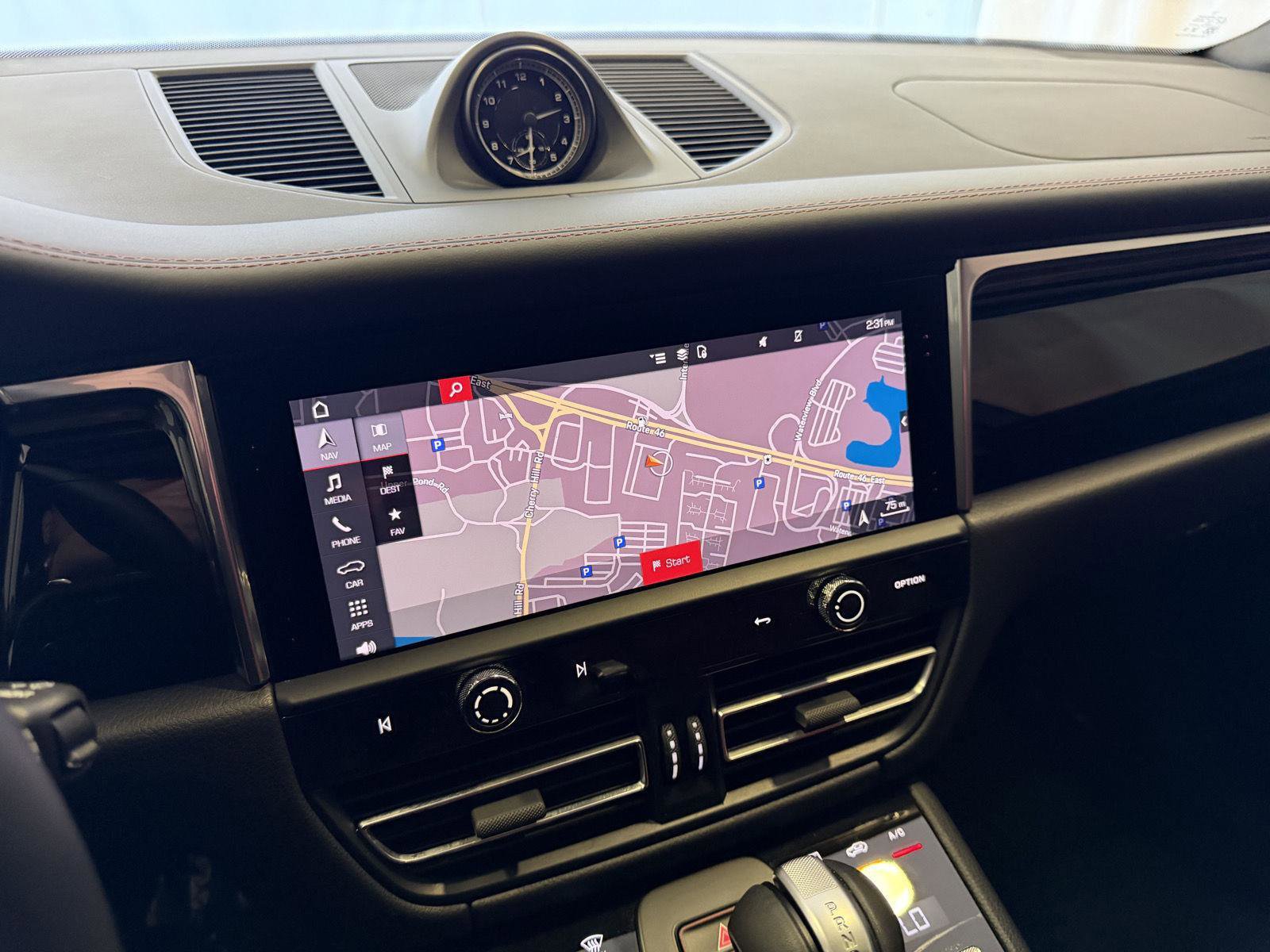 Used 2025 Porsche Macan S image 23