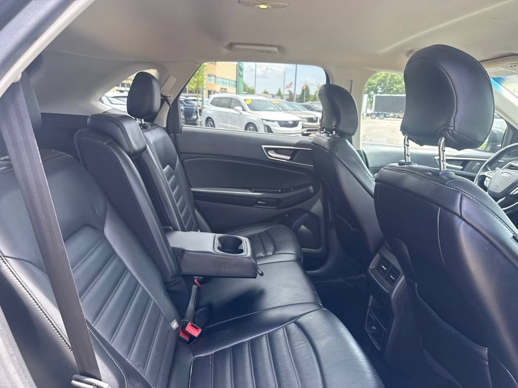 Used 2015 Ford Edge SEL w/ Equipment Group 201A FWD image 14