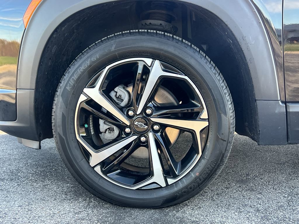 Used 2023 Chevrolet TrailBlazer RS w/ Convenience Package image 9