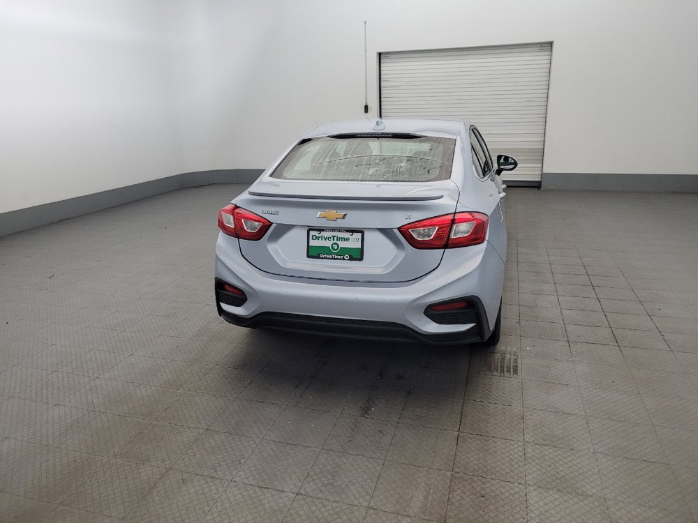Used 2017 Chevrolet Cruze LT w/ Convenience Package FWD image 7