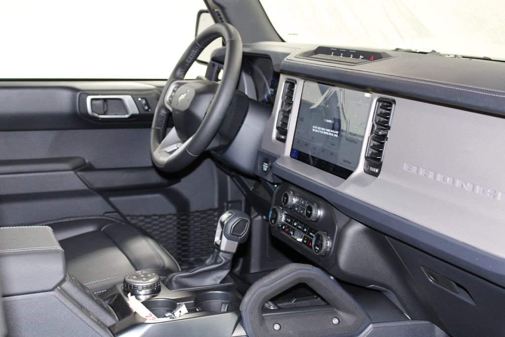 New 2025 Ford Bronco Outer Banks w/ Sasquatch Package image 30