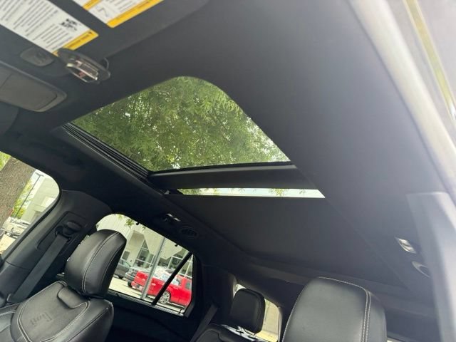 Used 2022 Ford Explorer ST w/ Equipment Group 401A AWD/4WD image 16