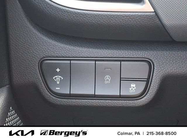 Certified 2026 Kia Seltos LX FWD image 25