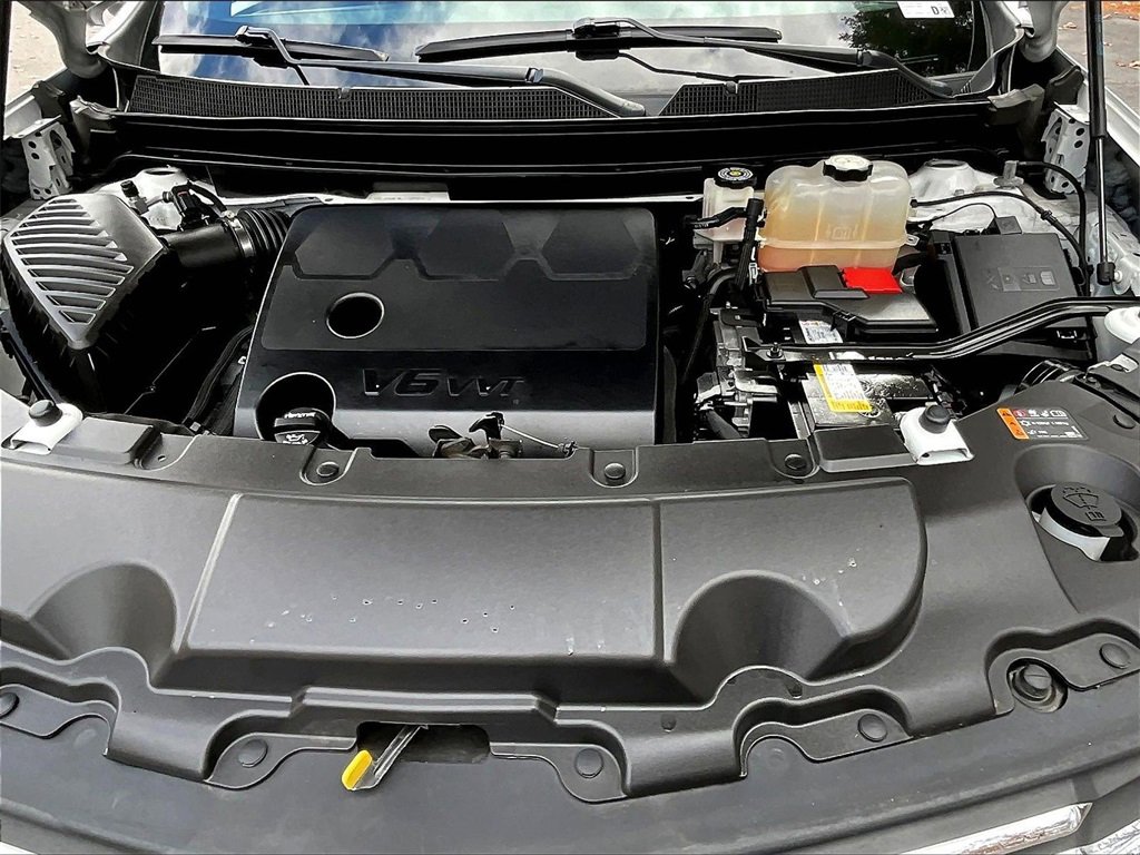 Used 2022 Chevrolet Traverse LT w/ LPO, Cargo Package image 31