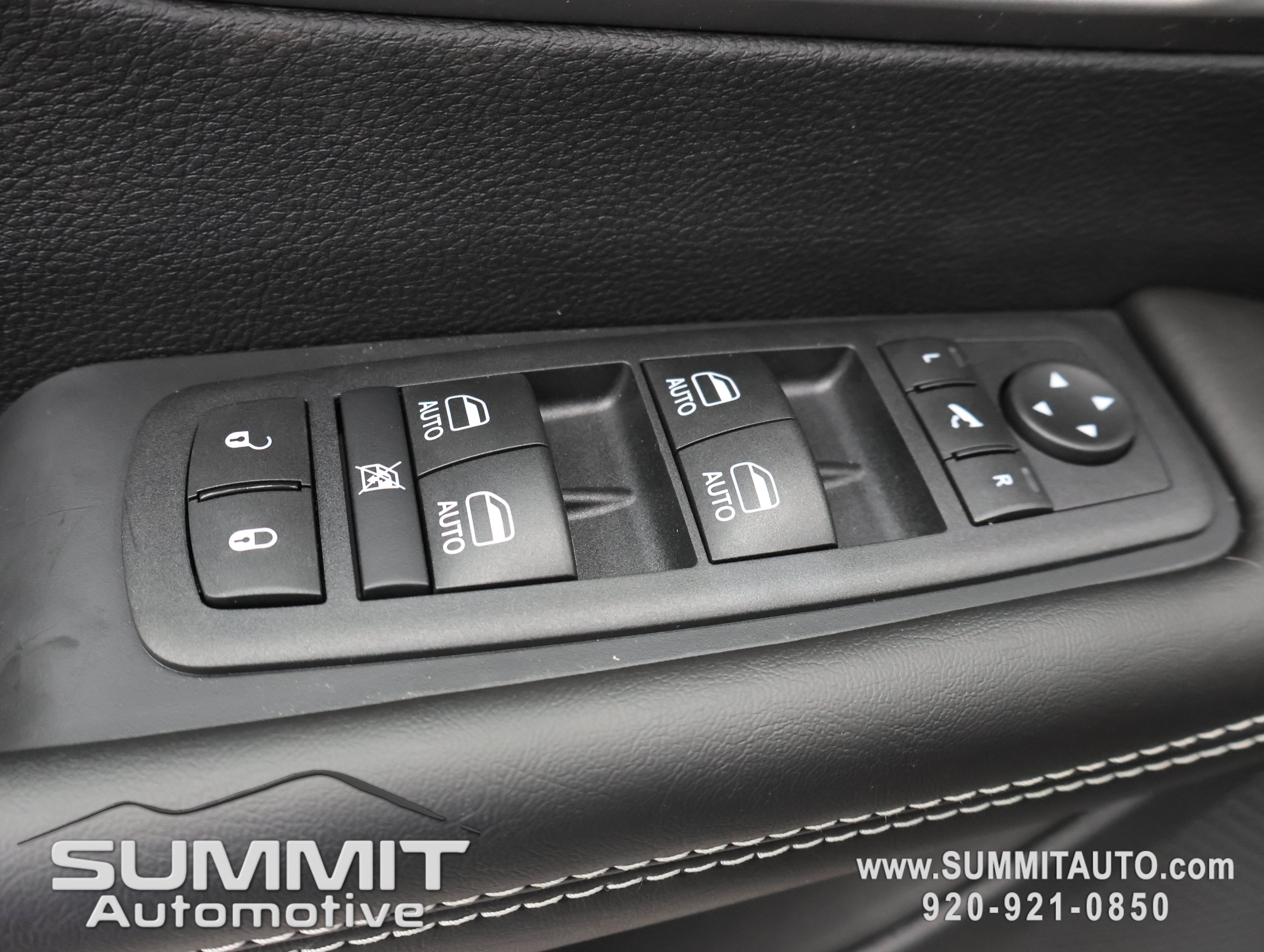 New 2027 Chrysler Pacifica Limited AWD/4WD image 55