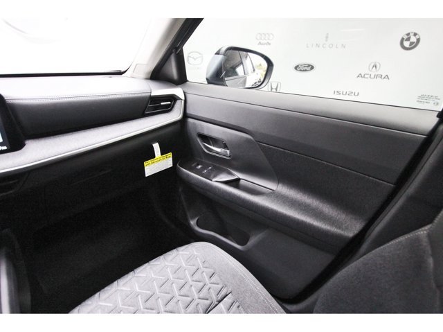 New 2027 Nissan Kicks SV w/ Cold Weather Package FWD image 8