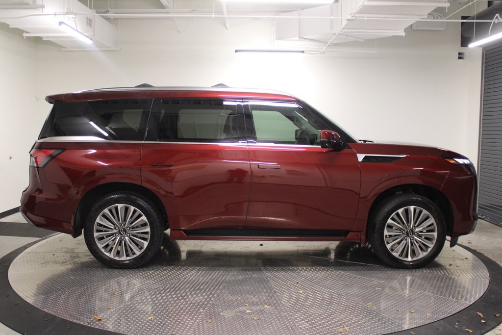 New 2025 INFINITI QX80 Sensory w/ Exterior Package AWD/4WD image 8