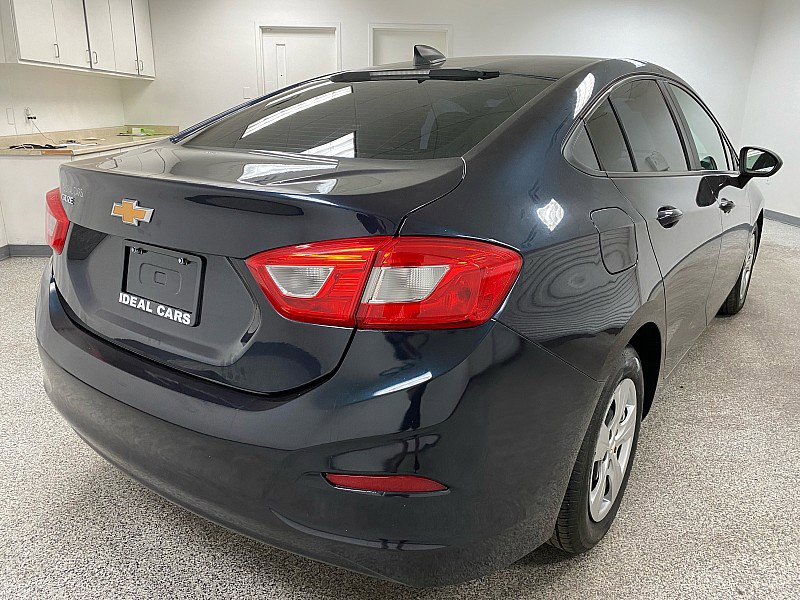 Used 2016 Chevrolet Cruze LS image 5