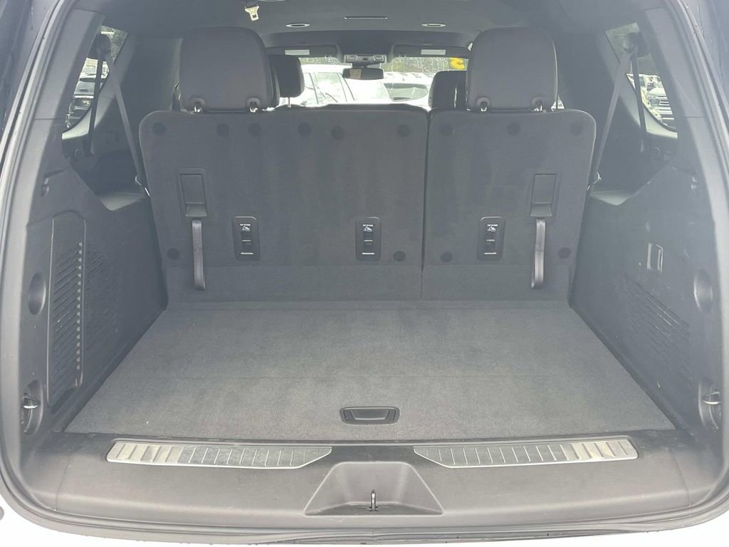 Used 2023 Chevrolet Suburban RST image 11