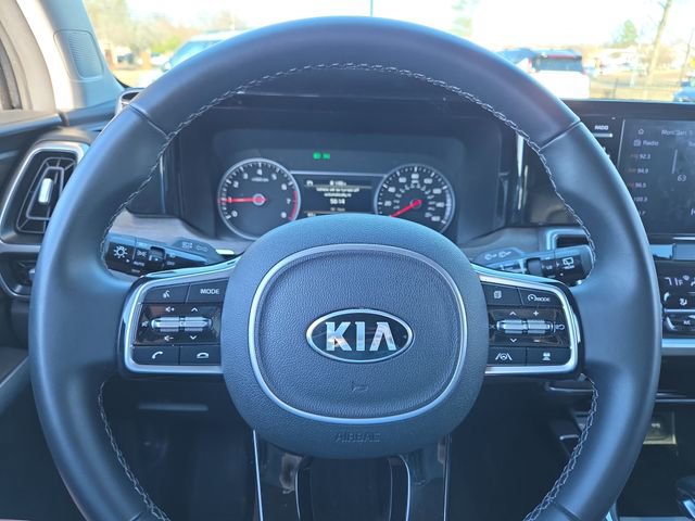 Used 2021 Kia Sorento EX image 19